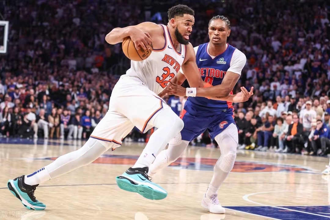 kaiyun中国网页版入口-芝加哥公牛发布备战花絮，今晨更衣室发声，NBA季后赛任务艰巨，赛程密集仍需轮换的简单介绍